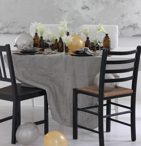 VELKOMMEN: Pynt gjerne bordet, da får gjestene straks følelsen av at du har gledet deg til at de skulle komme. FOTO: Stina Andersen / Fru Andersen